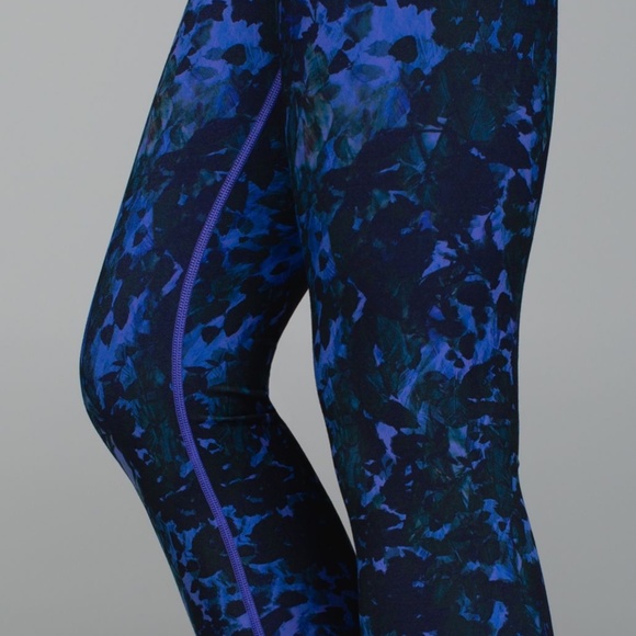 lululemon athletica Pants - Lululemon Luon Wunder Unders Leggings